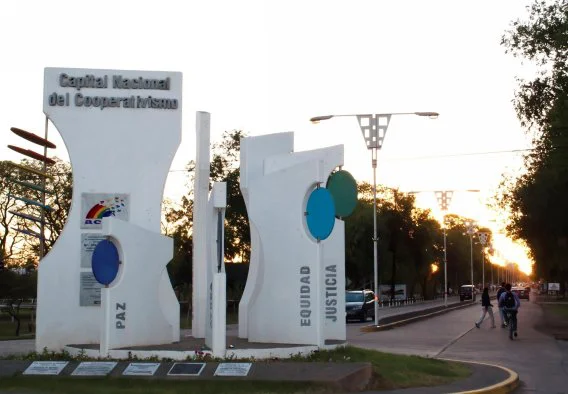 2110-sunchales-monumento