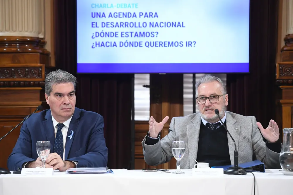 Foto - Charla Debate 1